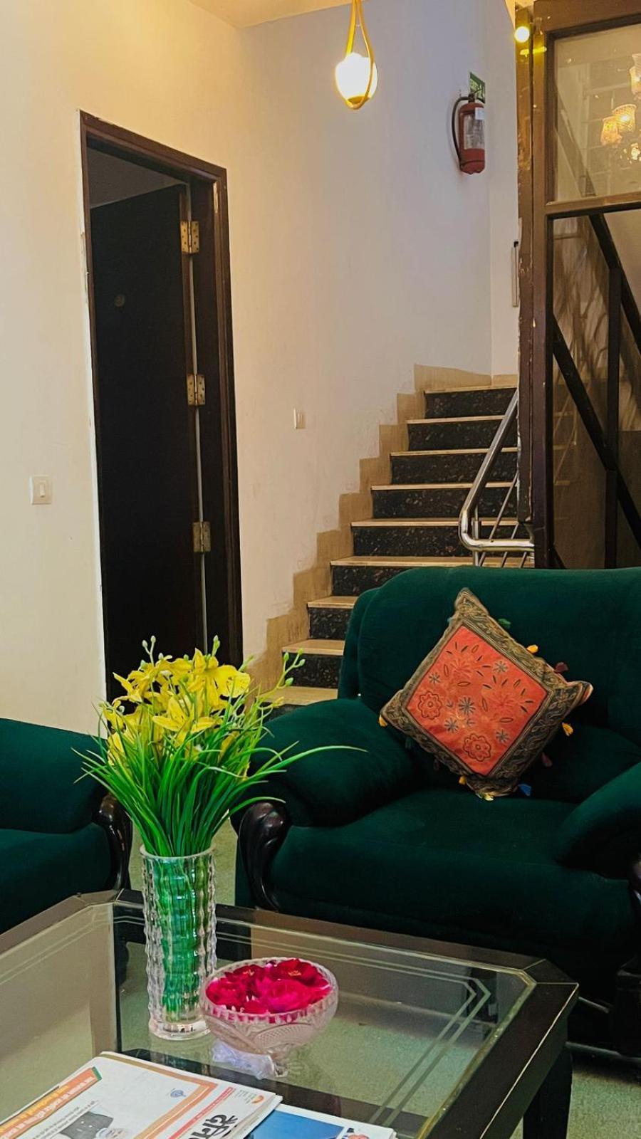 Hotel The Am Bliss غورغاون المظهر الخارجي الصورة